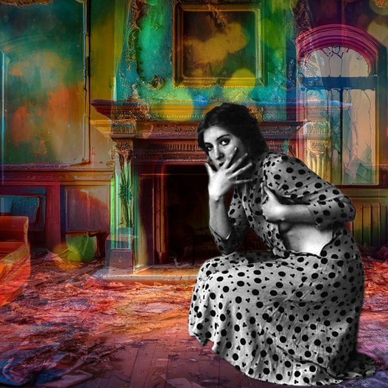 image of photographer Francesca Woodman in an decaying living room